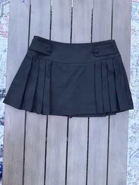 Zara Black Pleated Mini Skort